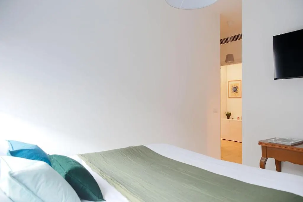 מילאנו The Best Rent - Comfortable One-Bedroom Apartment Near Porta Romana