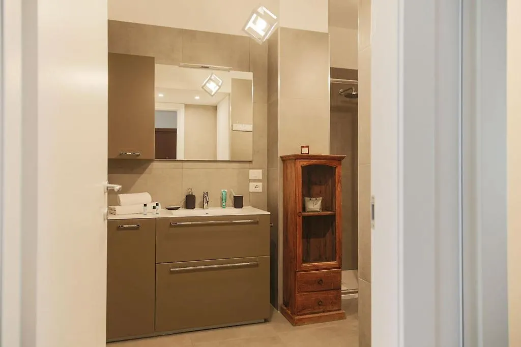 מילאנו The Best Rent - Comfortable One-Bedroom Apartment Near Porta Romana איטליה