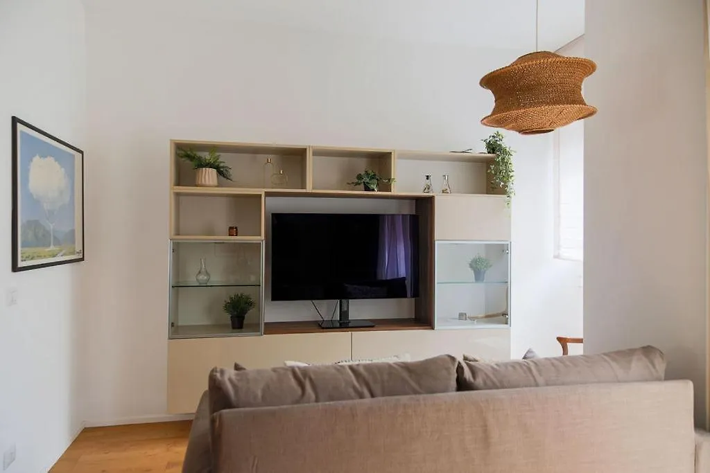 The Best Rent - Comfortable One-Bedroom Apartment Near Porta Romana Mailand